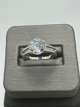 925 Silver Ring with CZs, Size 8