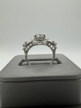 925 Silver Ring with CZs, Size 7