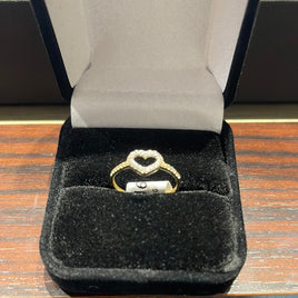 14 K Good Ring Heart with CZ  Size 7 1.1 G