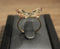 Anillo Oro 14 K Un anillo en forma de mariposa con piedras de rubí 3.6 G